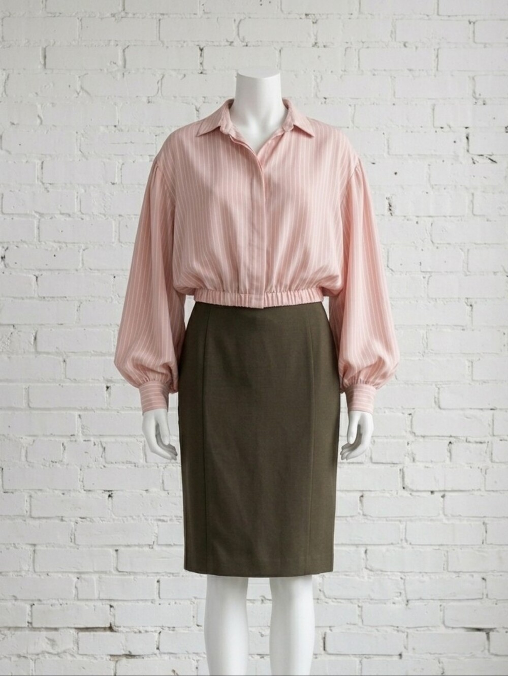 Ann Taylor Olive Green Size 00 Midi Skirt